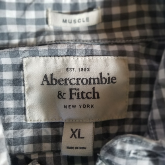 ABERCROMBIE & FITCH GRAY AND WHITE 100% COTTON BUTTON DOWN MUSCLE SHIRT SIZE XL - Picture 3 of 8